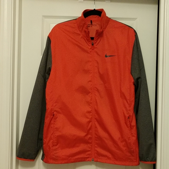 Men's Nike Golf size medium waterproof jacket - Picture 1 of 4